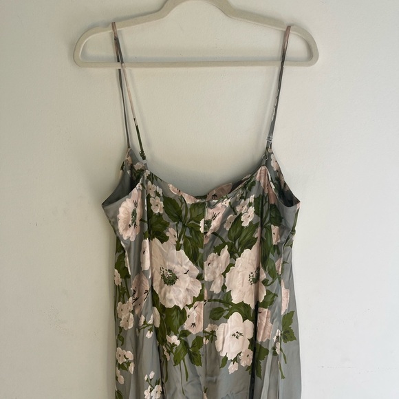 NWT! REFORMATION Selah Silk Dress Size 12 - Picture 7 of 9